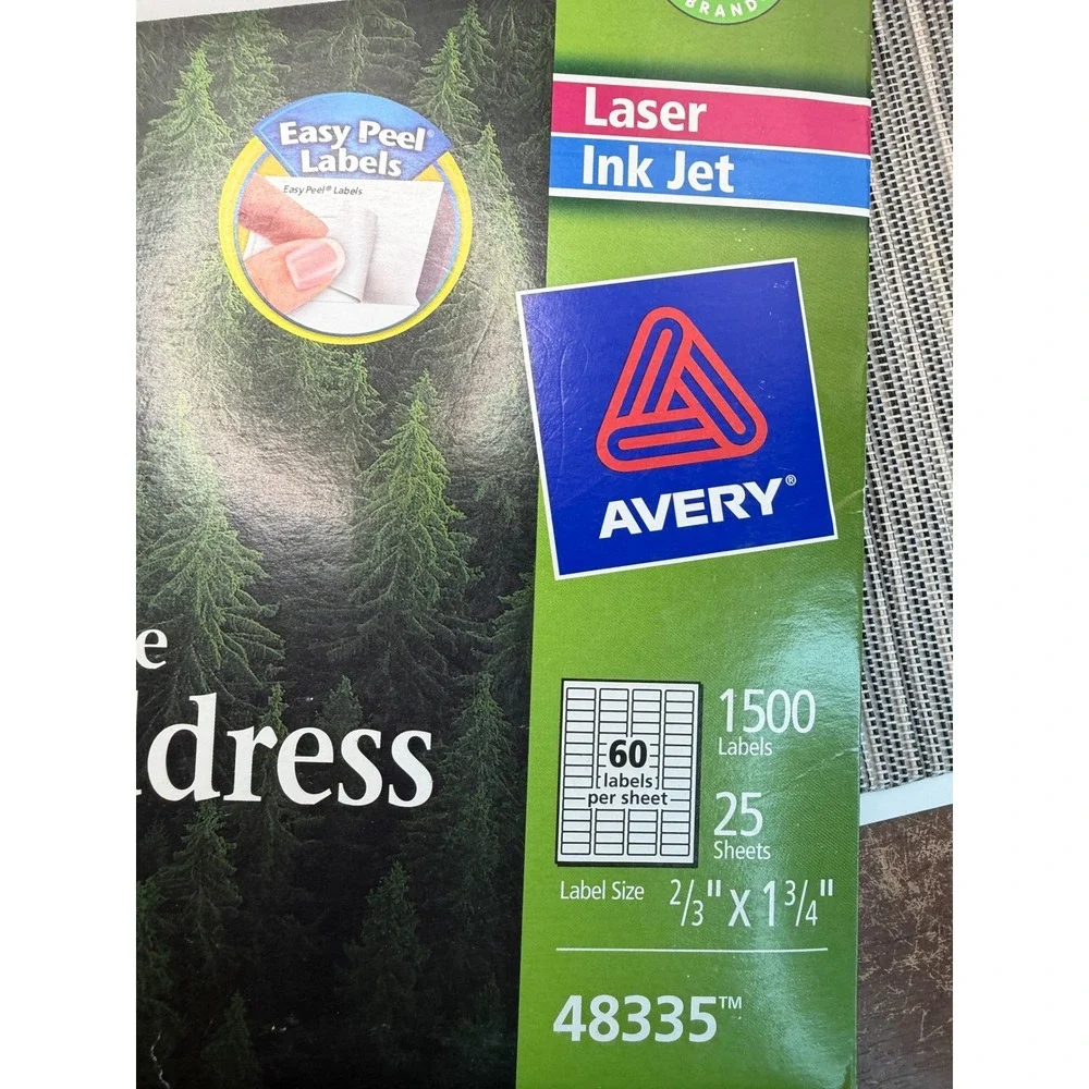 Avery ecofriendly white